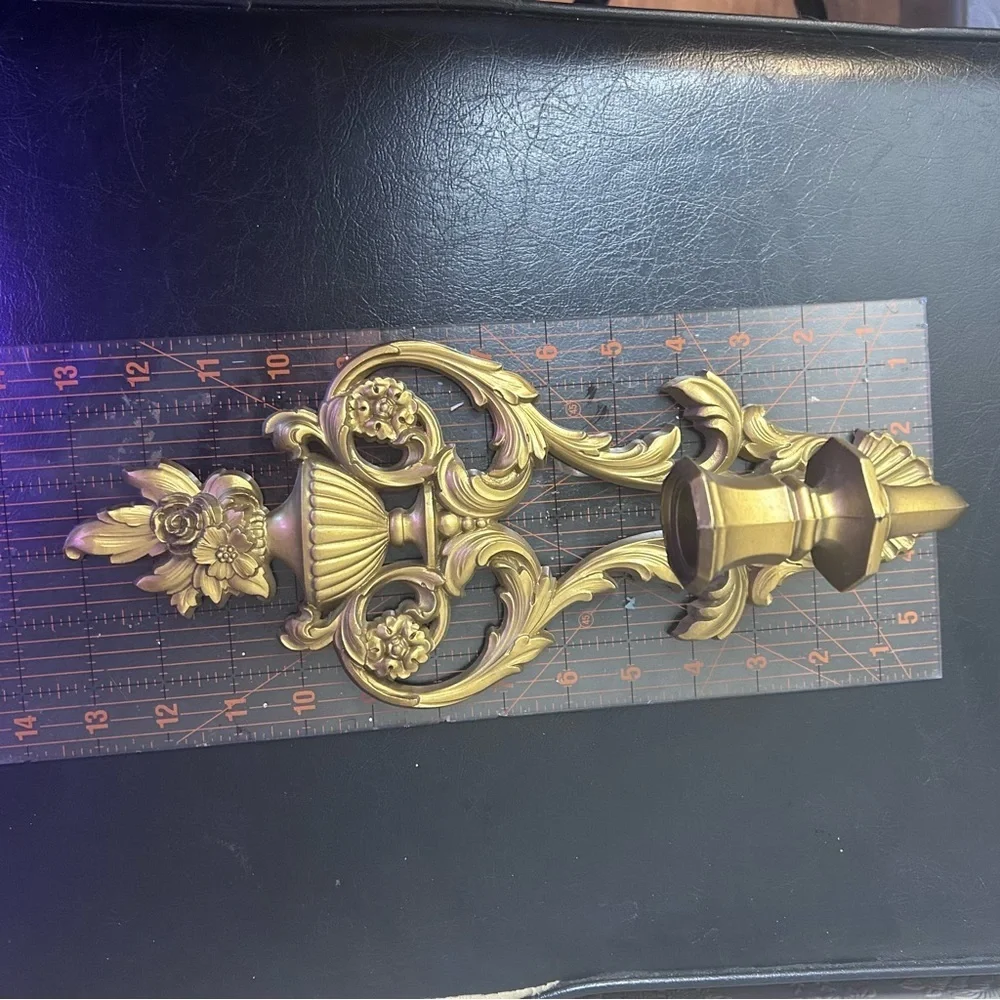 Vintage Dart Industries 4036 Gold Floral Plastic Resin Wall Sconce